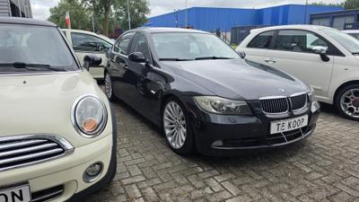 BMW 325i